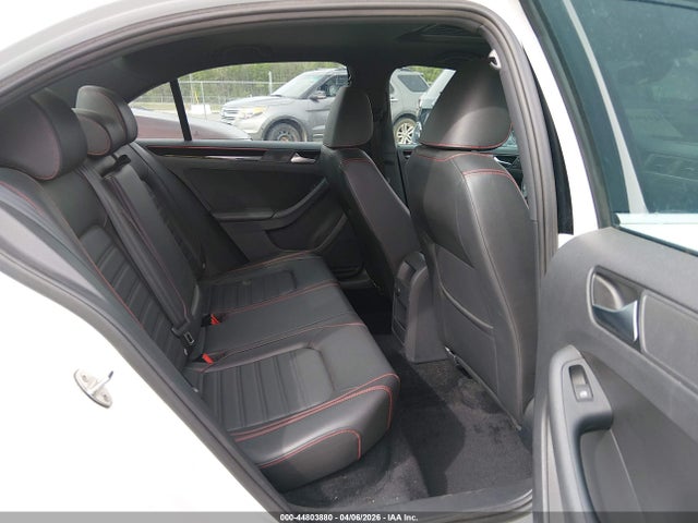 44803880 :رقم المزاد ، 3VW4T7AJ5JM245283 vin ، 2018 Volkswagen Jetta 2.0t Gli مزاد بيع