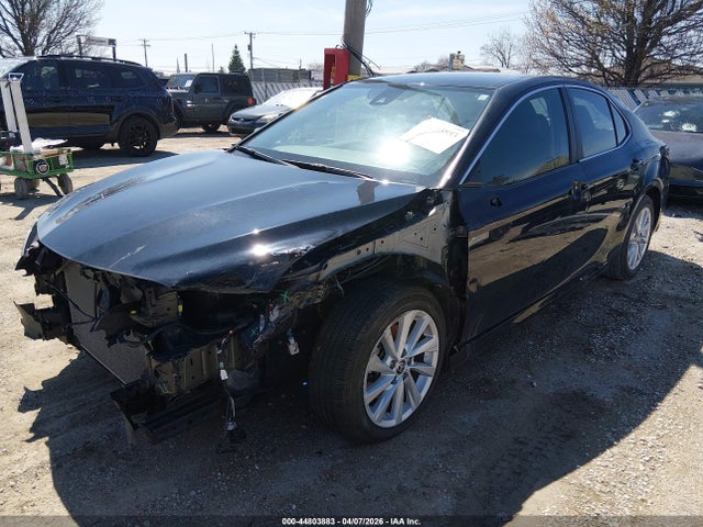Продажа на аукционе авто 2023 Toyota Camry Le, vin: 4T1C11AK4PU748006, номер лота: 44803883