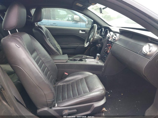 Продаж на аукціоні авто 2008 Ford Mustang Gt Premium, vin: 1ZVHT82H285203351, номер лоту: 44803909