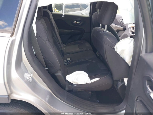 Продажа на аукционе авто 2015 Jeep Cherokee Latitude, vin: 1C4PJMCS7FW545828, номер лота: 44803920