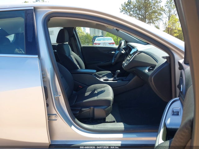2020 CHEVROLET MALIBU 1G1ZC5STXLF138416 Photo 4