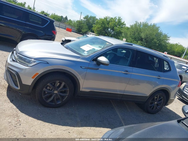Продаж на аукціоні авто 2022 Volkswagen Tiguan 2.0t Se, vin: 3VV3B7AX2NM041957, номер лоту: 44803949