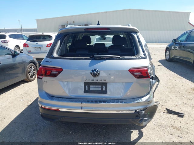 Продаж на аукціоні авто 2022 Volkswagen Tiguan 2.0t Se, vin: 3VV3B7AX2NM041957, номер лоту: 44803949