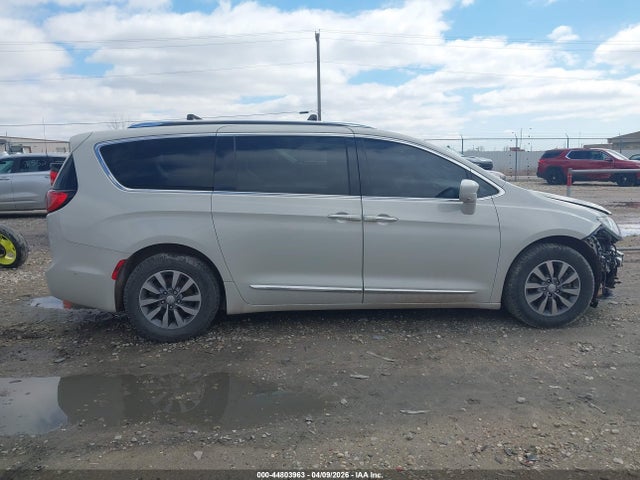 44803963 :رقم المزاد ، 2C4RC1EG2LR109418 vin ، 2020 Chrysler Pacifica Touring L Plus مزاد بيع