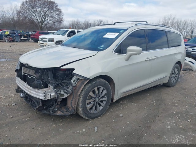 44803963 :رقم المزاد ، 2C4RC1EG2LR109418 vin ، 2020 Chrysler Pacifica Touring L Plus مزاد بيع