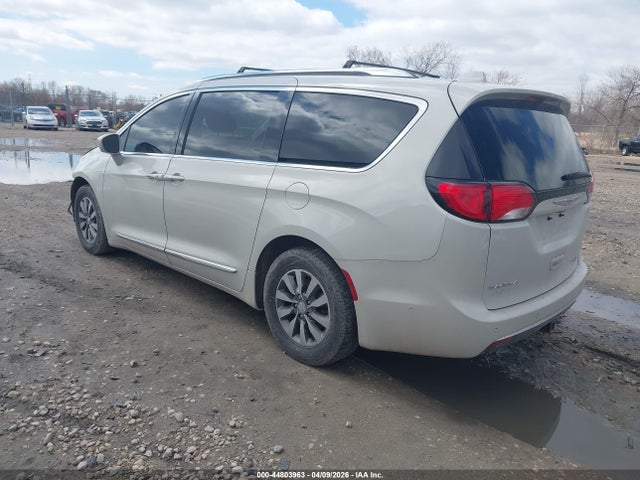 44803963 :رقم المزاد ، 2C4RC1EG2LR109418 vin ، 2020 Chrysler Pacifica Touring L Plus مزاد بيع