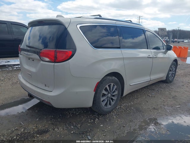 44803963 :رقم المزاد ، 2C4RC1EG2LR109418 vin ، 2020 Chrysler Pacifica Touring L Plus مزاد بيع