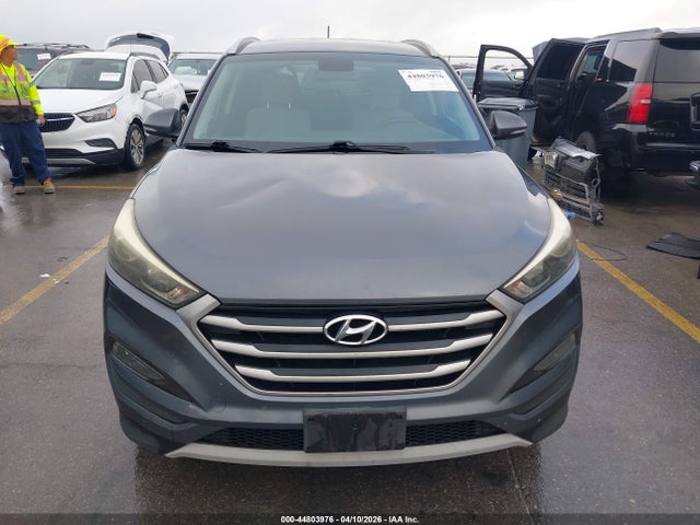 Aukcja sprzedaży 2017 Hyundai Tucson Sport, vin: KM8J33A24HU357470, numer aukcji: 44803976