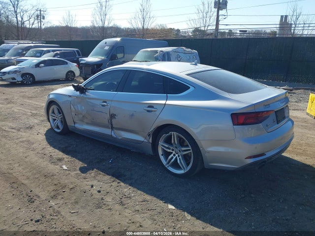 44803988 :رقم المزاد ، WAUFNCF57KA014357 vin ، 2019 Audi A5 45 Premium مزاد بيع