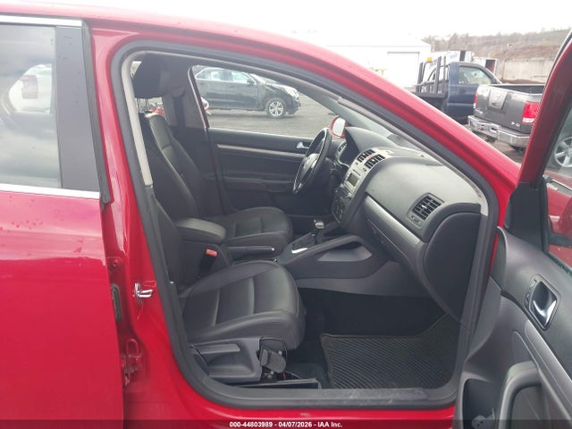 44803989 :رقم المزاد ، 3VWRM71K59M143702 vin ، 2009 Volkswagen Jetta Se مزاد بيع