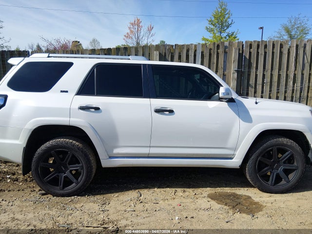 2013 Toyota 4runner Sr5 მანქანა იყიდება აუქციონზე, vin: JTEBU5JR6D5140842, აუქციონის ნომერი: 44803990