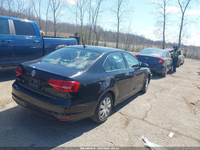 44804019 :رقم المزاد ، 3VW2K7AJ7FM268811 vin ، 2015 Volkswagen Jetta 2.0l S مزاد بيع