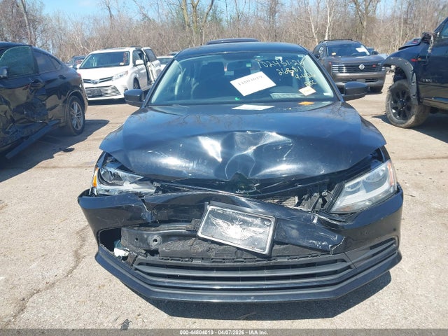 44804019 :رقم المزاد ، 3VW2K7AJ7FM268811 vin ، 2015 Volkswagen Jetta 2.0l S مزاد بيع