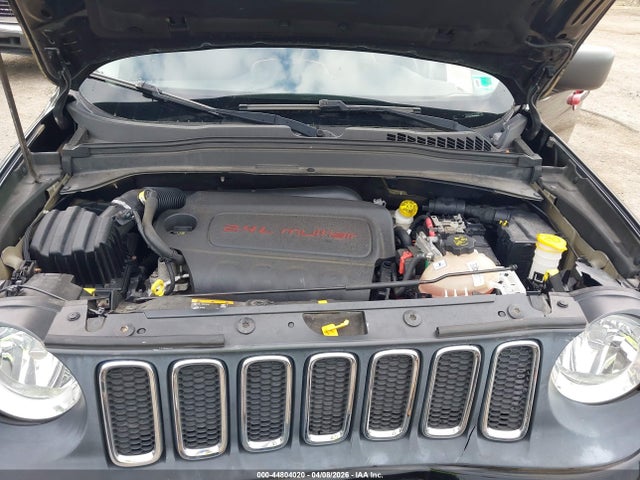 2015 Jeep Renegade Sport მანქანა იყიდება აუქციონზე, vin: ZACCJAAT8FPC05271, აუქციონის ნომერი: 44804020