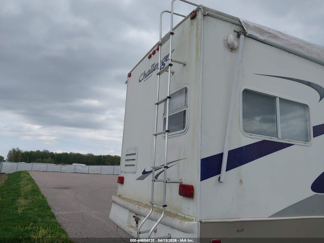Продажа на аукционе авто 2004 Keystone Challenger 5th Whl Travel Trailer, vin: 4YDF29R264H402770, номер лота: 44804035