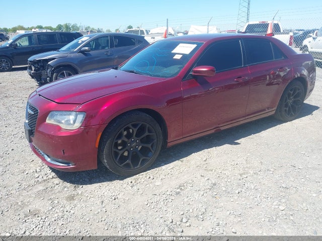 2019 Chrysler 300 300s მანქანა იყიდება აუქციონზე, vin: 2C3CCABGXKH628753, აუქციონის ნომერი: 44804051