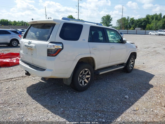 Toyota 4runner Sr5 Premium 2017 JTEBU5JR2H5426077 Image 4