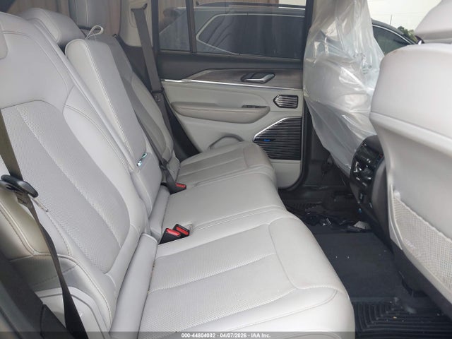 Продажа на аукционе авто 2022 Jeep Grand Cherokee Overland 4x4, vin: 1C4RJHDG3N8545886, номер лота: 44804082