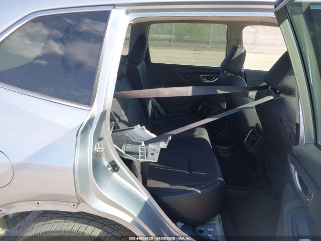 44804129 :رقم المزاد ، JF2SKARC8PH496703 vin ، 2023 Subaru Forester Touring مزاد بيع