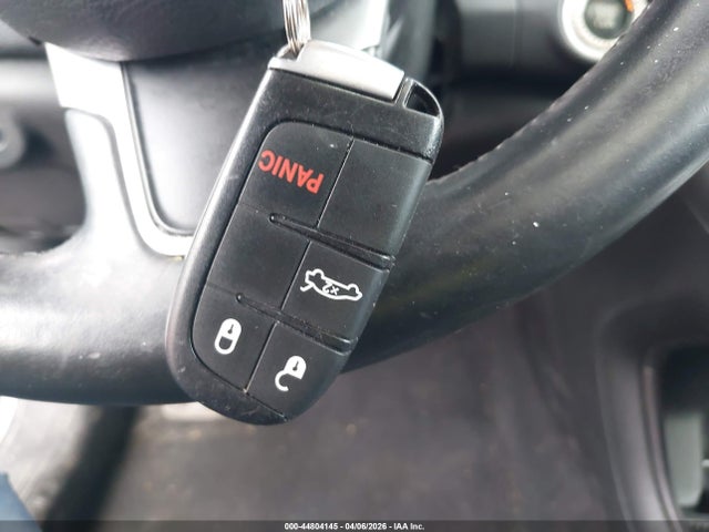 44804145 :رقم المزاد ، 1C3CCCAB4FN558987 vin ، 2015 Chrysler 200 Limited مزاد بيع