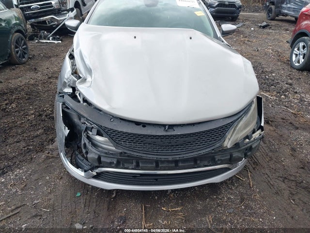 44804145 :رقم المزاد ، 1C3CCCAB4FN558987 vin ، 2015 Chrysler 200 Limited مزاد بيع