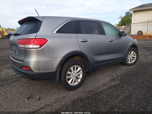 Продажа на аукционе авто 2017 Kia Sorento 2.4l L, vin: 5XYPG4A39HG288875, номер лота: 44804152
