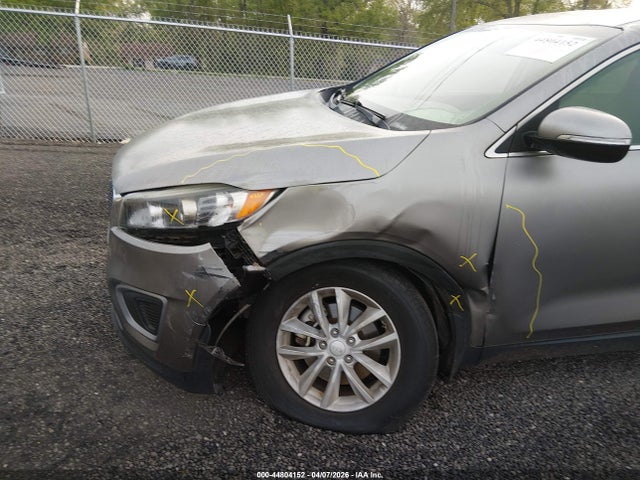 Продажа на аукционе авто 2017 Kia Sorento 2.4l L, vin: 5XYPG4A39HG288875, номер лота: 44804152