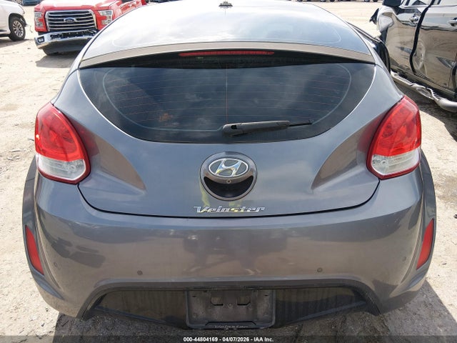 Aukcja sprzedaży 2013 Hyundai Veloster Base W/black, vin: KMHTC6AD7DU112202, numer aukcji: 44804169