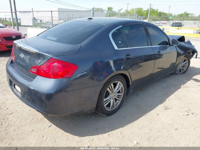 44804172 :رقم المزاد ، JN1CV6AP2BM302126 vin ، 2011 Infiniti G37 Journey مزاد بيع