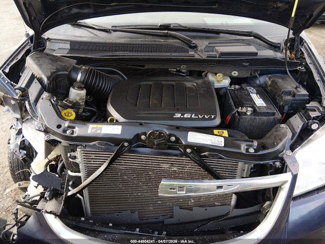 2013 Chrysler Town & Country Touring-l მანქანა იყიდება აუქციონზე, vin: 2C4RC1CG5DR721181, აუქციონის ნომერი: 44804241