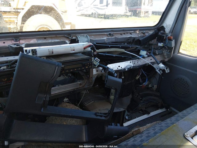 44804246 :رقم المزاد ، 4KDC4B1U57J804129 vin ، 2007 Gmc W4s042 W4500 Hd Gas Reg مزاد بيع