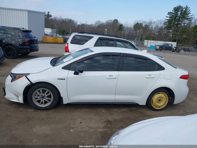 Toyota Corolla Hybrid Le 2021 JTDEAMDE6MJ013206 Image 15