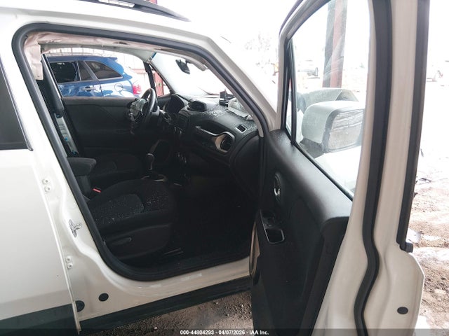 44804293 :رقم المزاد ، ZACCJABT1GPE15436 vin ، 2016 Jeep Renegade Latitude مزاد بيع