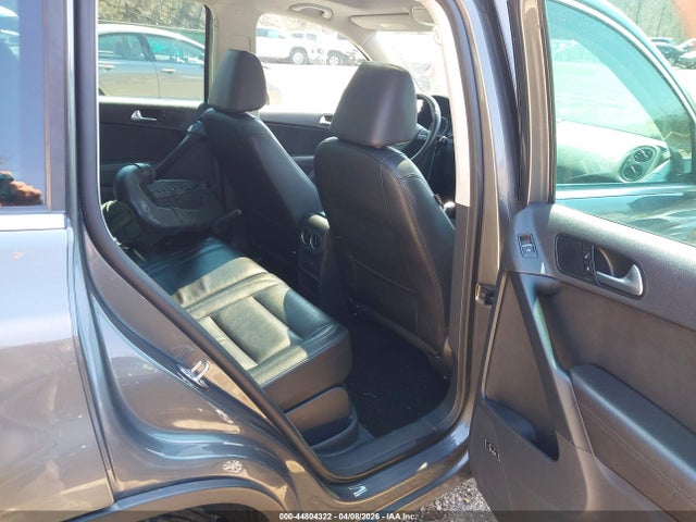 44804322 :رقم المزاد ، WVGAV7AX5GW561405 vin ، 2016 Volkswagen Tiguan Sel مزاد بيع