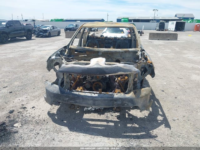 2021 Chevrolet Silverado 1500 4wd  Short Bed Rst მანქანა იყიდება აუქციონზე, vin: 1GCUYEEDXMZ175781, აუქციონის ნომერი: 44804349
