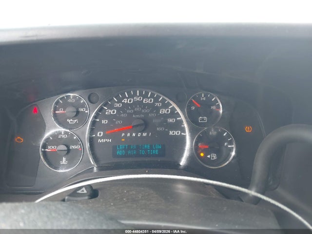 1GAWGEFG2J1212197 Chevrolet Express 2500 Ls