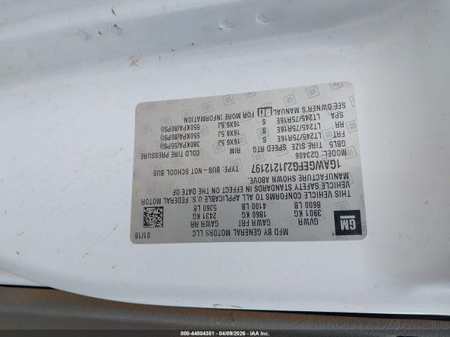 1GAWGEFG2J1212197 Chevrolet Express 2500 Ls