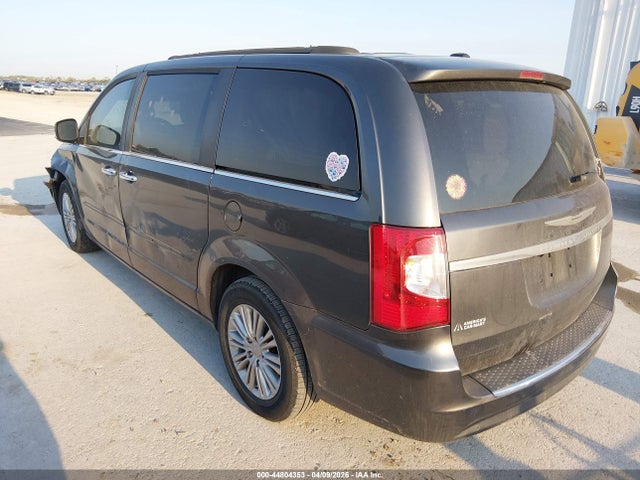 44804353 :رقم المزاد ، 2C4RC1CGXFR628398 vin ، 2015 Chrysler Town & Country Touring-l مزاد بيع