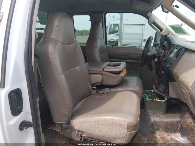 2008 Ford F-550 Chassis Lariat/xl/xlt მანქანა იყიდება აუქციონზე, vin: 1FDAX57R78EC22126, აუქციონის ნომერი: 44804364
