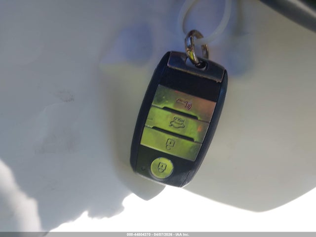 Продажа на аукционе авто 2015 Kia Optima Hybrid Ex, vin: KNAGN4AD1F5085352, номер лота: 44804370