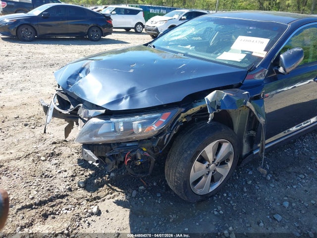 Продажа на аукционе авто 2015 Kia Optima Hybrid Ex, vin: KNAGN4AD1F5085352, номер лота: 44804370