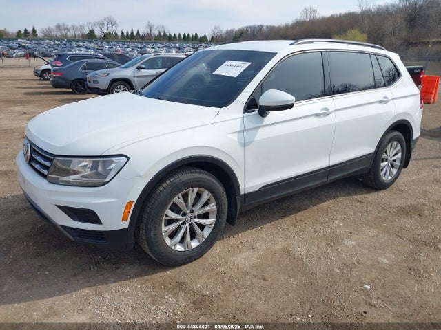 44804401 :رقم المزاد ، 3VV0B7AX7JM094859 vin ، 2018 Volkswagen Tiguan 2.0t S مزاد بيع