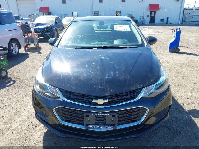 1G1BE5SM2J7124683 Chevrolet Cruze Lt Auto