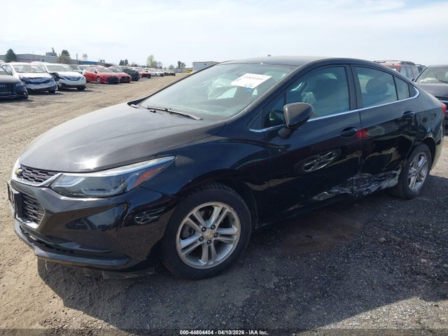 1G1BE5SM2J7124683 Chevrolet Cruze Lt Auto