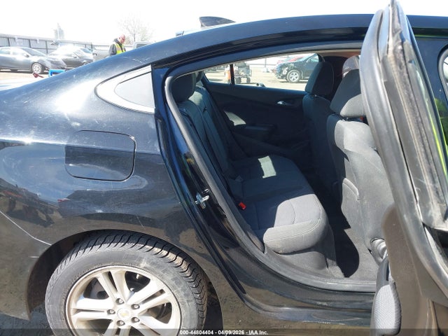 1G1BE5SM2J7124683 Chevrolet Cruze Lt Auto