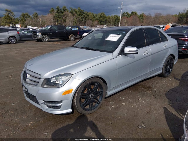 Aukcja sprzedaży 2013 Mercedes-benz C 300 Sport 4matic, vin: WDDGF8AB0DR268551, numer aukcji: 44804407