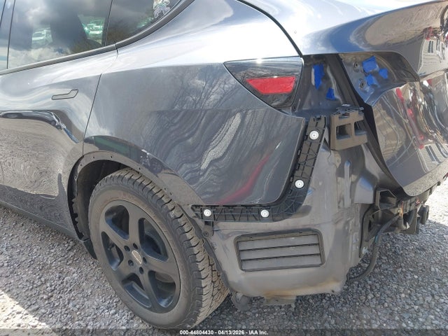 Продаж на аукціоні авто 2022 Tesla Model Y Long Range Dual Motor All-wheel Drive, vin: 7SAYGDEE6NF379379, номер лоту: 44804430