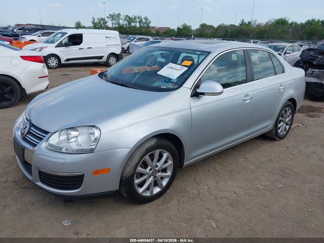 44804437 :رقم المزاد ، 3VWRZ7AJ1AM035655 vin ، 2010 Volkswagen Jetta Se مزاد بيع