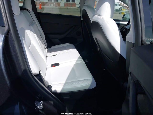 Продажа на аукционе авто 2024 Tesla Model Y Long Range Dual Motor All-wheel Drive, vin: 7SAYGAEE6RF108312, номер лота: 44804438