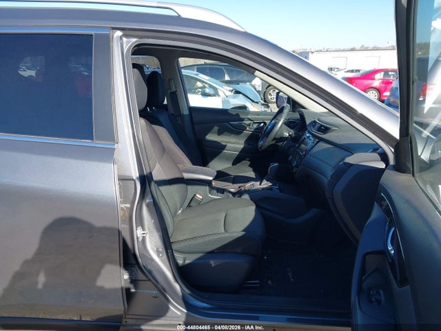 JN8AT2MV0KW396092 Nissan ROGUE SV